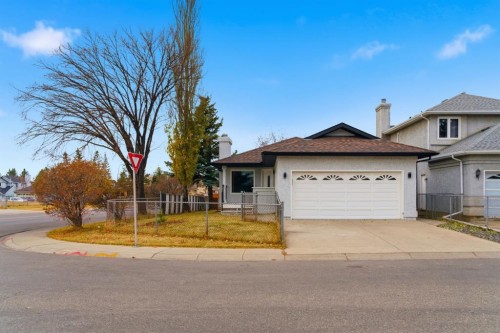 5 Del Monica Bay Ne, Calgary, AB - Outdoor