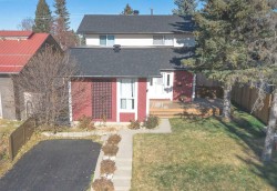 3112 107 Avenue SW Calgary, AB T2W 2X5