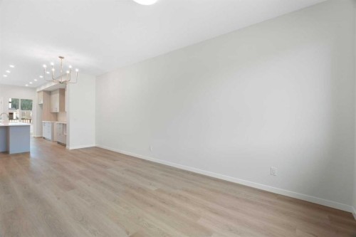 135 Creekview Gardens Sw, Calgary, AB - Indoor