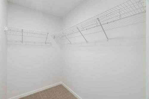 135 Creekview Gardens Sw, Calgary, AB - Indoor With Storage