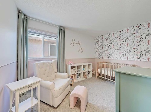 2-2127 34 Avenue Sw, Calgary, AB - Indoor