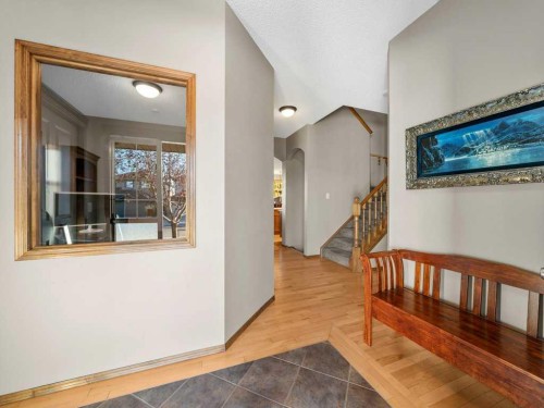 108 Pantego Rise Nw, Calgary, AB - Indoor Photo Showing Other Room