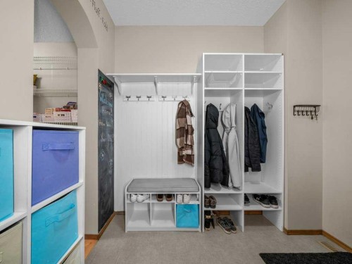 108 Pantego Rise Nw, Calgary, AB - Indoor