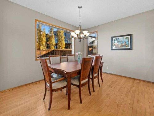108 Pantego Rise Nw, Calgary, AB - Indoor Photo Showing Dining Room