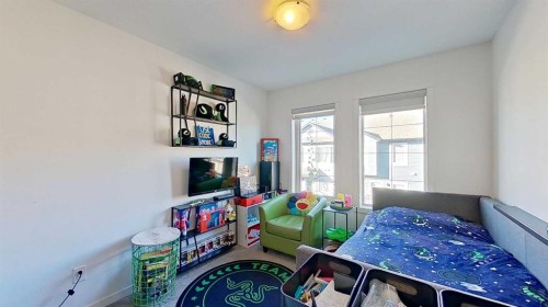132 Legacy Point Se, Calgary, AB - Indoor Photo Showing Bedroom