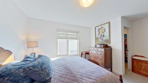 132 Legacy Point Se, Calgary, AB - Indoor Photo Showing Bedroom