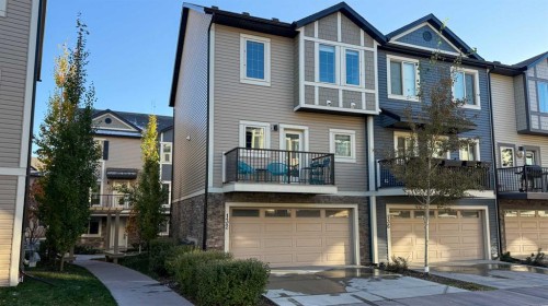 132 Legacy Point Se, Calgary, AB - Outdoor With Facade