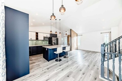 12650 Coventry Hills Way Ne, Calgary, AB - Indoor