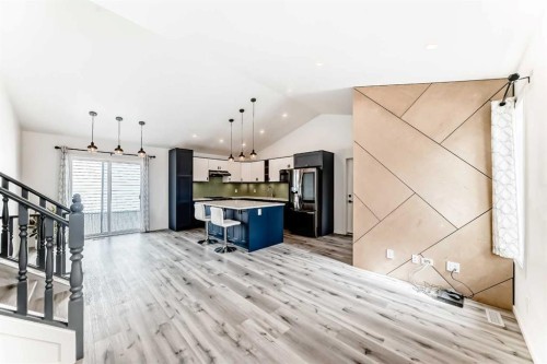 12650 Coventry Hills Way Ne, Calgary, AB - Indoor