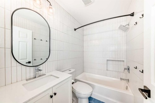 12650 Coventry Hills Way Ne, Calgary, AB - Indoor Photo Showing Bathroom