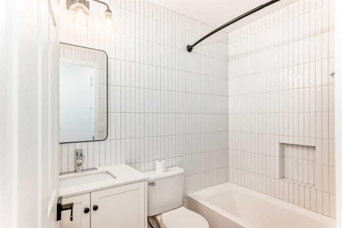 12650 Coventry Hills Way Ne, Calgary, AB - Indoor Photo Showing Bathroom