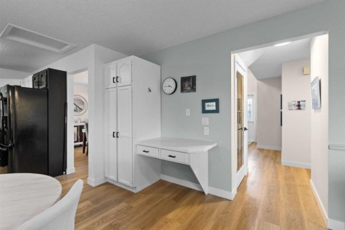 104 Hampshire Close Nw, Calgary, AB - Indoor Photo Showing Other Room