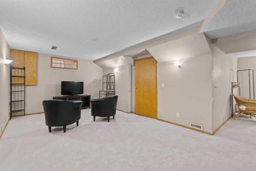 104 Hampshire Close Nw, Calgary, AB - Indoor