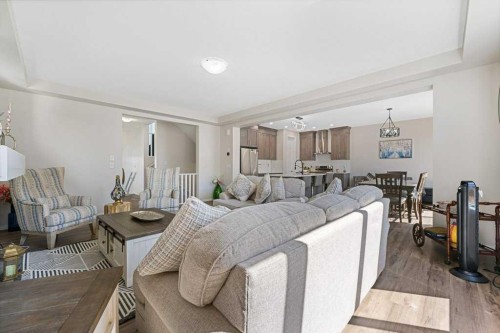 2091 Windbury Crescent Sw, Airdrie, AB - Indoor Photo Showing Living Room