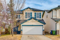 191 Panamount Heights NW Calgary, AB T3K 5T3