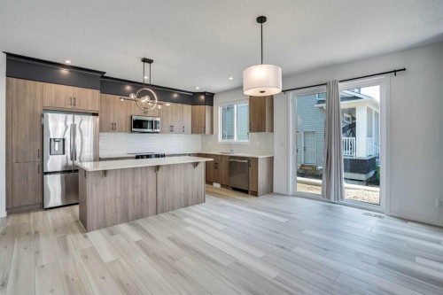 131 Cityside View Ne, Calgary, AB - Indoor Photo Showing Kitchen With Upgraded Kitchen