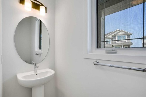 131 Cityside View Ne, Calgary, AB - Indoor Photo Showing Bathroom