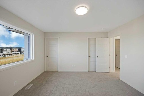 537 Chelsea Gardens, Chestermere, AB - Indoor Photo Showing Other Room