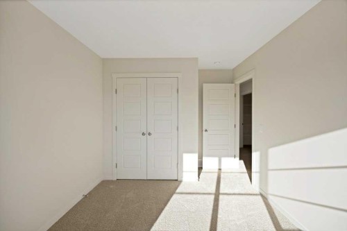 537 Chelsea Gardens, Chestermere, AB - Indoor Photo Showing Other Room