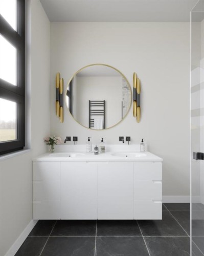 3915 73 Street Nw, Calgary, AB - Indoor Photo Showing Bathroom