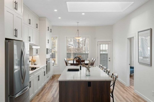 238 Somerglen Way Sw, Calgary, AB - Indoor Photo Showing Kitchen With Upgraded Kitchen