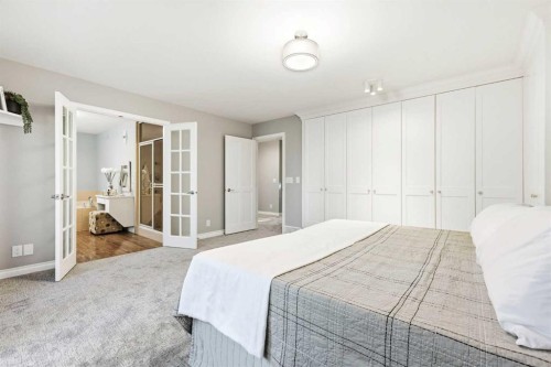 723 Willamette Drive Se, Calgary, AB - Indoor Photo Showing Bedroom