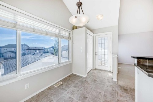205 Panora Close Nw, Calgary, AB - Indoor Photo Showing Other Room