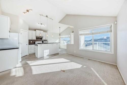 205 Panora Close Nw, Calgary, AB - Indoor Photo Showing Kitchen