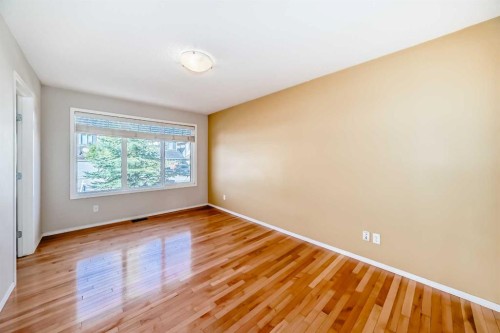 205 Panora Close Nw, Calgary, AB - Indoor Photo Showing Other Room