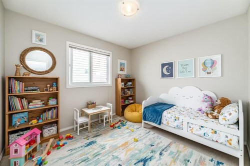 205 Panora Close Nw, Calgary, AB - Indoor Photo Showing Bedroom