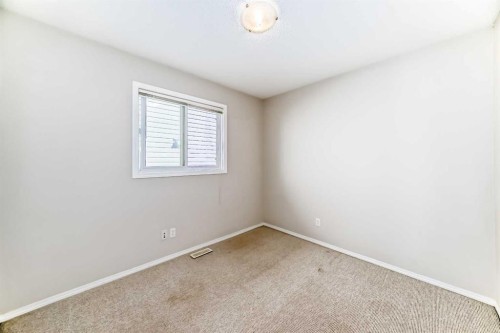 205 Panora Close Nw, Calgary, AB - Indoor Photo Showing Other Room