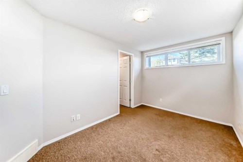 205 Panora Close Nw, Calgary, AB - Indoor Photo Showing Other Room