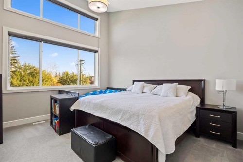 1906 22 Avenue Nw, Calgary, AB - Indoor Photo Showing Bedroom