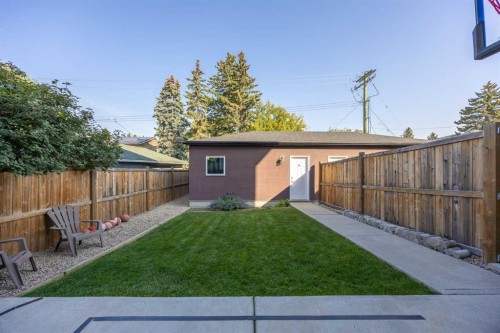 1906 22 Avenue Nw, Calgary, AB - Outdoor