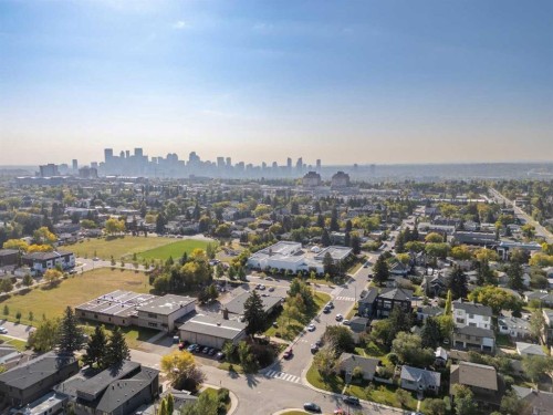 1906 22 Avenue Nw, Calgary, AB - Outdoor With View