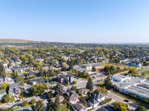 1906 22 Avenue Nw, Calgary, AB - Outdoor With View