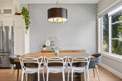 1906 22 Avenue Nw, Calgary, AB - Indoor Photo Showing Dining Room