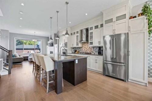 1906 22 Avenue Nw, Calgary, AB - Indoor Photo Showing Kitchen With Upgraded Kitchen