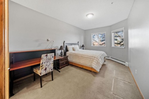 207-200 Lincoln Way Sw, Calgary, AB - Indoor Photo Showing Bedroom