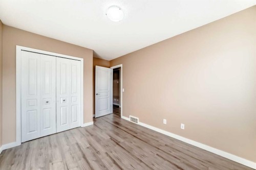 367 Auburn Crest Way Se, Calgary, AB - Indoor Photo Showing Other Room