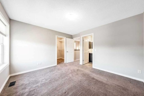 37 Marquis Common Se, Calgary, AB - Indoor Photo Showing Other Room
