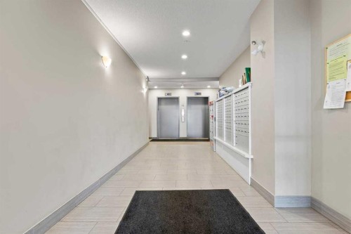 417-110 Auburn Meadows View Se, Calgary, AB - Indoor Photo Showing Other Room
