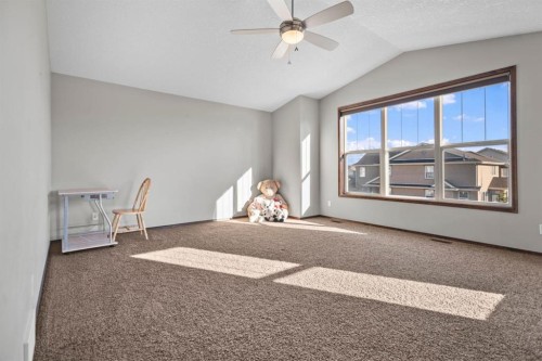 508 Everbrook Way Sw, Calgary, AB - Indoor Photo Showing Other Room