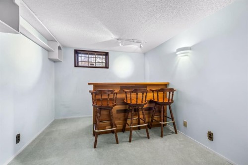 3375 Breton Close Nw, Calgary, AB - Indoor Photo Showing Other Room