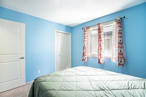269 Skyview Shores Manor Ne, Calgary, AB - Indoor Photo Showing Bedroom