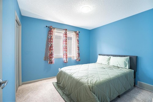 269 Skyview Shores Manor Ne, Calgary, AB - Indoor Photo Showing Bedroom
