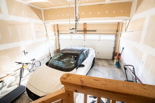 269 Skyview Shores Manor Ne, Calgary, AB - Indoor Photo Showing Garage