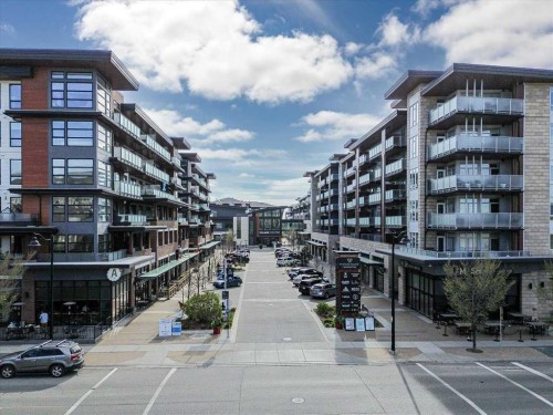 218-10 Mahogany Mews Se, Calgary, AB - Outdoor With Balcony With Facade