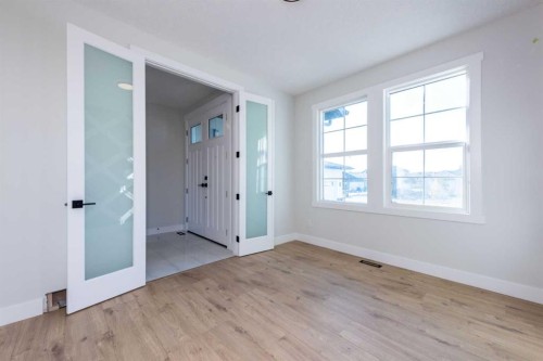 22 Cimarron Estates Gate, Okotoks, AB - Indoor Photo Showing Other Room