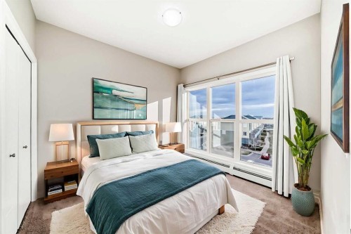 415-402 Marquis Lane Se, Calgary, AB - Indoor Photo Showing Bedroom